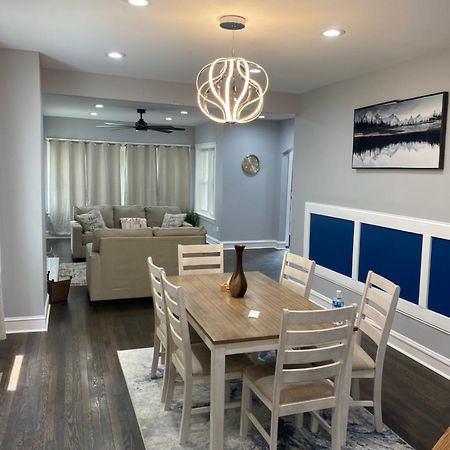 Charming 5 Bedrooms 2 Bathrooms شيكاغو المظهر الخارجي الصورة